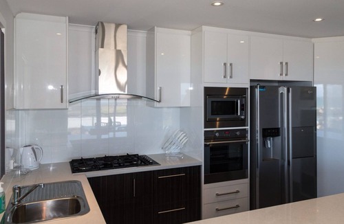 Carrickalinga House | Stunning on Stacey - 42 Stacey Drive