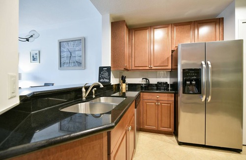 Reunion Condo | Stunning Orlando Reunion Resort Condo 3 bedroom 2 bath, pool, pets welcome (fee)