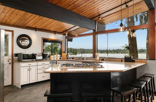 Lake Goodwin House | Stunning Pacific Northwest Lakehouse on 100' waterfront near Seattle!