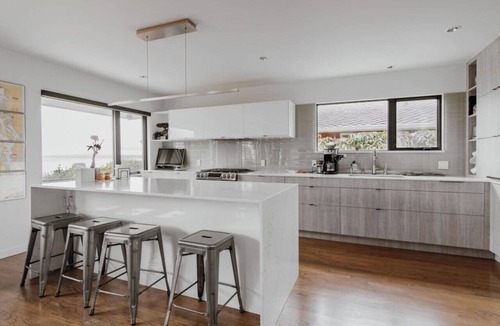 North Beach/Blue Ridge House | Stunning Panoramic Views Hot Tub Modern 4BR Home