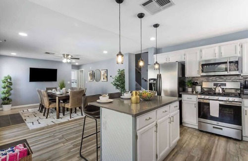 River Mountain House | Stunning Pool at Chic 4BR Vegas Home