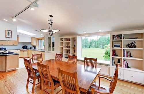 Mount Desert House | Stunning Post Beam Farmhouse on 34 Private Acres