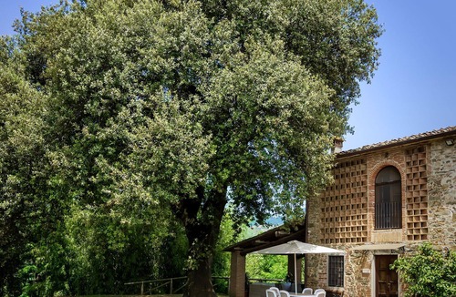 Capannori Villa | Stunning private villa with A/C, private pool, WIFI, TV, patio and panoramic view, close to Lucca