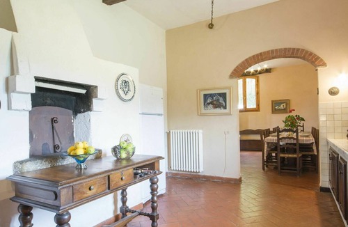 Vinci Villa | Stunning private villa with WIFI, private pool, TV, patio, pets allowed, panoramic view and park...