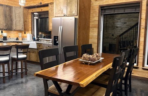 Board Camp Cabin | Stunning, premium cabin with all the amenities and close to ATV trails.