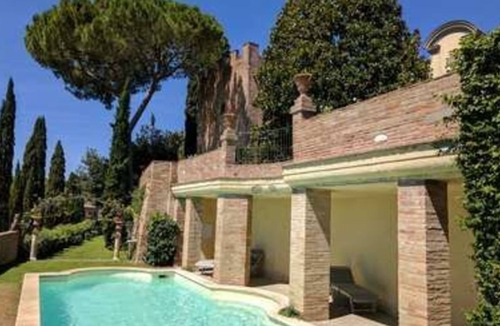 Castelfiorentino Villa | Stunning private villa with hot tub, private pool, A/C, WIFI, TV, terrace, close to San Gimignano