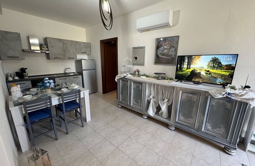 Vecchiano Villa | Stunning private villa for 3 guests with WIFI, private pool, A/C, close to Pisa