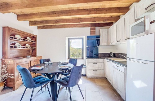 Labastide-Murat Villa | Stunning private villa for 4 guests with TV, terrace, pets allowed and panoramic view