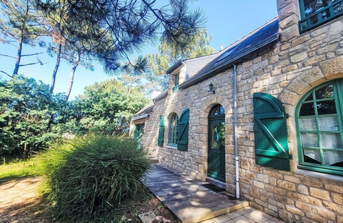 Saint-Philibert House | Stunning private villa for 6 guests with WIFI, TV and terrace
