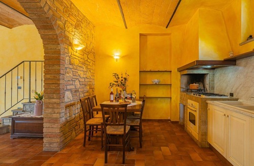 Gambassi Terme House | Stunning private villa for 10 guests with WIFI, private pool, TV and terrace