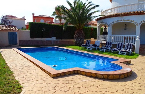 Costa del Zefir Villa | Stunning private villa with private pool, A/C, WIFI, TV, terrace, pets allowed and panoramic view