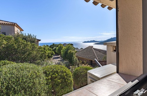 Santa Giulia Villa | Stunning private villa for 8 people with private pool, A/C, WIFI, terrace and pets allowed