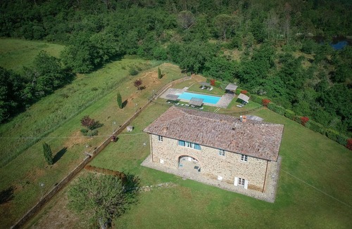 Badia Agnano Villa | Stunning private villa with A/C, internet, private pool, patio, pets allowed and panoramic view