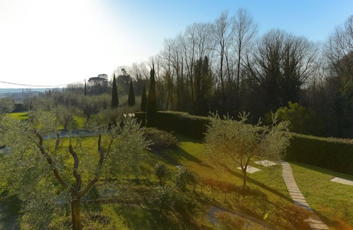 Lamporecchio Villa | Stunning private villa with hot tub, private pool, WIFI, TV, terrace and panoramic view