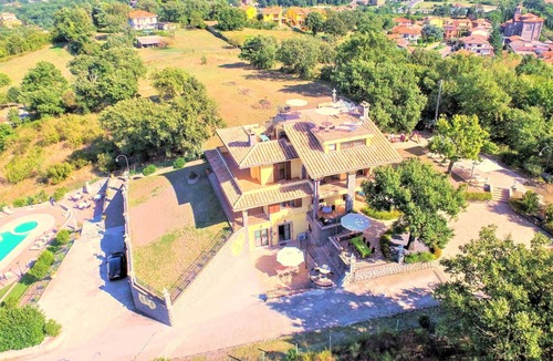 Montefiascone Villa | Stunning private villa with hot tub, WIFI, private pool, A/C, TV, patio and panoramic view