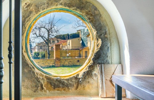 Montescudaio House | Stunning private villa for 3 guests with WIFI, A/C, patio and panoramic view