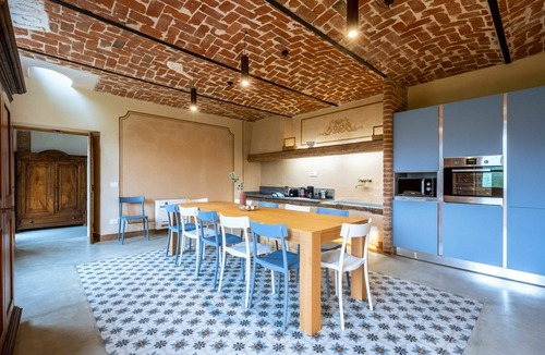 Portacomaro Villa | Stunning private villa for 10 people with A/C, private pool, WIFI, TV and patio