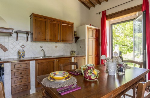 Radicondoli House | Stunning private villa for 4 people with pool, WIFI, TV and panoramic view