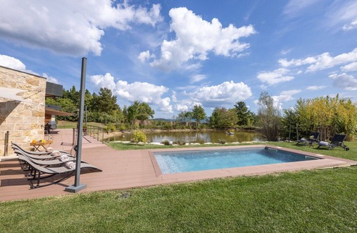 Radicondoli Villa | Stunning private villa for 12 guests with WIFI, private pool, A/C, TV, veranda and pets allowed