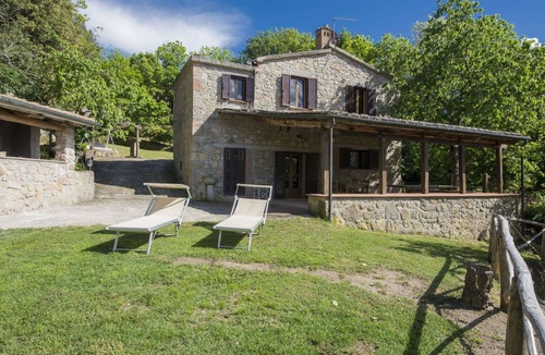 Roccastrada Villa | Stunning private villa for 8 guests with private pool, A/C, WIFI, TV and pets allowed