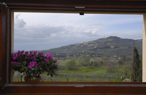 Cortona Villa | Stunning private villa with WIFI, private pool, A/C, TV, patio, panoramic view, close to Cortona
