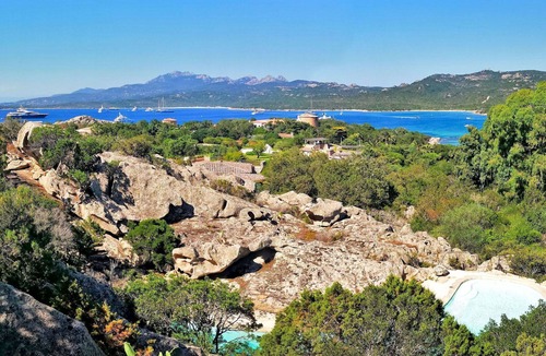 Porto Cervo Villa | Stunning private villa for 6 guests with A/C, private pool, WIFI, TV, terrace and pets allowed