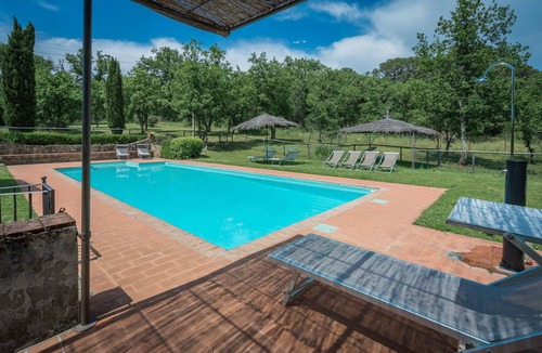Bucine Villa | Stunning private villa for 20 people with private pool, WIFI, patio, pets allowed and panoramic .