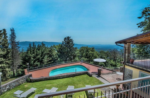 Neri House | Stunning private villa for 8 guests with private pool, WIFI, TV, terrace and panoramic view