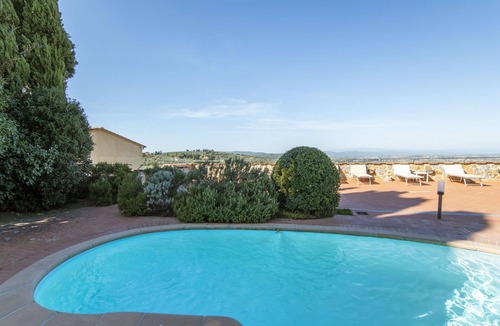 Lucignano House | Stunning private villa for 26 guests with A/C, hot tub, private pool, WIFI, TV and terrace