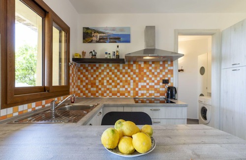 Vallebona House | Stunning private villa for 2 people with WIFI, terrace, pets allowed, panoramic view and parking