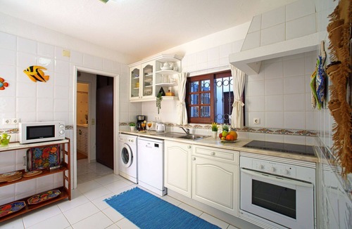 Alpouvar Villa | Stunning private villa for 4 guests with private pool, A/C, WIFI, TV and patio