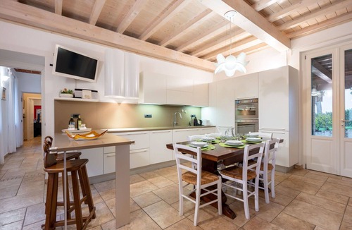 San Desiderio House | Stunning private villa for 8 guests with WIFI, private pool, A/C, TV and terrace