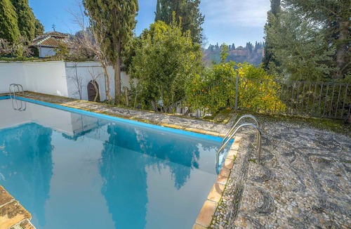 San Pedro House | Stunning private villa for 6 guests with private pool, WIFI, TV and terrace