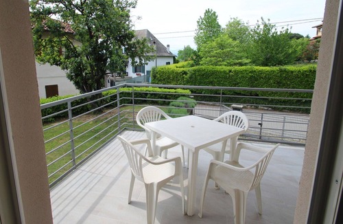 Besozzo Villa | Stunning private villa for 8 people with A/C, private pool, hot tub, WIFI, TV and patio