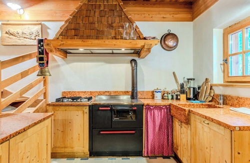 Bresimo House | Stunning private villa for 8 guests with patio, pets allowed and panoramic view