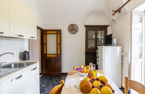 Civezza House | Stunning private villa for 4 people with WIFI, TV, terrace and panoramic view