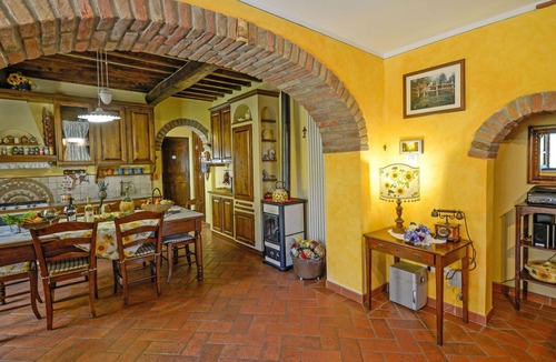 Ferretto Villa | Stunning private villa with private pool, WIFI, TV, patio, pets allowed and panoramic view