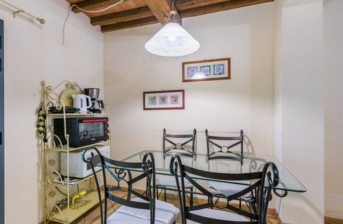 Pescia House | Stunning private villa for 4 guests with WIFI, private pool, TV and patio