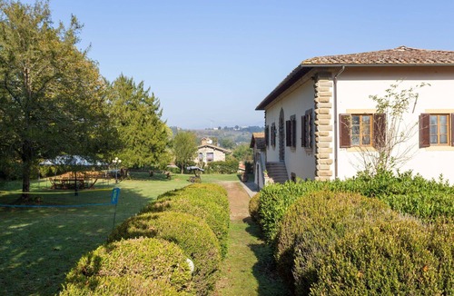 Vicchio Villa | Stunning private villa for 20 guests with private pool, WIFI, sauna, TV, patio and panoramic view