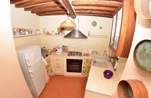 Cascine-La Croce Villa | Stunning private villa with WIFI, private pool, A/C, veranda and pets allowed, close to Lucca