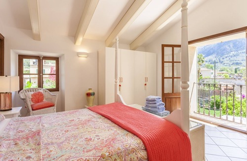 Soller House | Stunning, recently restored luxury 1730 Finca, Pool, Orchard, Mountain views, Wi