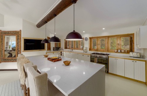 Bagatelle Terrace House | Stunning Retreat with Pool and Sunset Views - Northlight