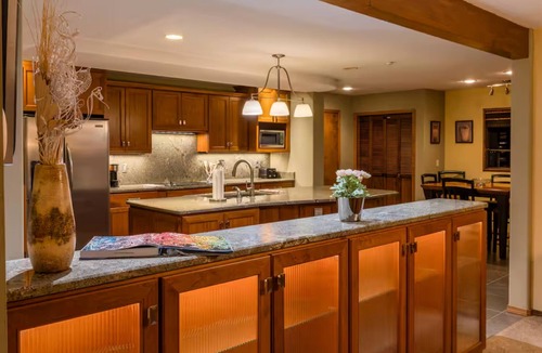 Monitor House | Stunning River & Mountain View Retreat | Spacious East Wenatchee Home