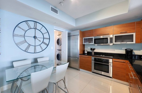 Fort Myers Condo | Stunning Riverfront High Rise 2-bed condo w/Pool, Spa, Fitness, Clubroom & More!