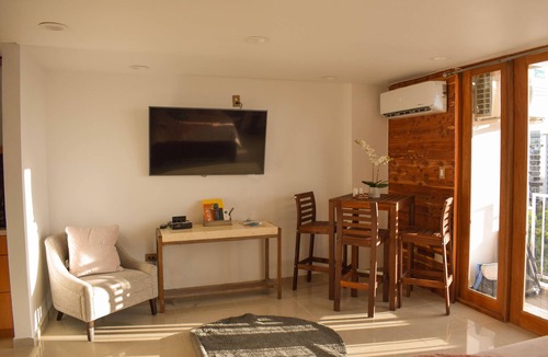Carolina Apartment | Stunning Rustic Style Studio, Saint Tropez, Carolina
