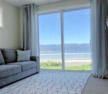 Newlands Bed & Breakfast | Stunning Seaviews
