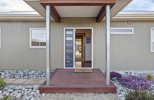 Twizel House | Stunning & Spacious on Irishman