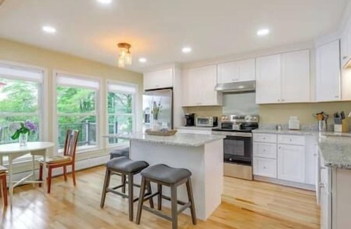 Sterling House | Stunning Sterling Sanctuary: Unwind on the Water!