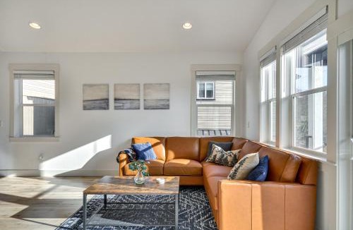 Stevenson House | Stunning Stevenson Retreat w/Mountain Views!