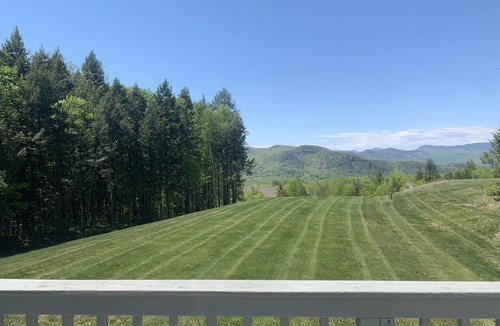 Intervale Condo | Stunning Summer Vacation with Air Conditioning Mountainside near North Conway